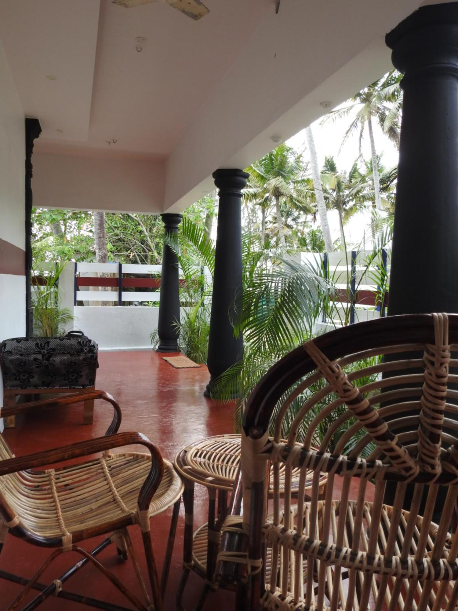 Shoreline Marari Beach Villa At Golden Beach Mararikulam Alappuzha Экстерьер фото