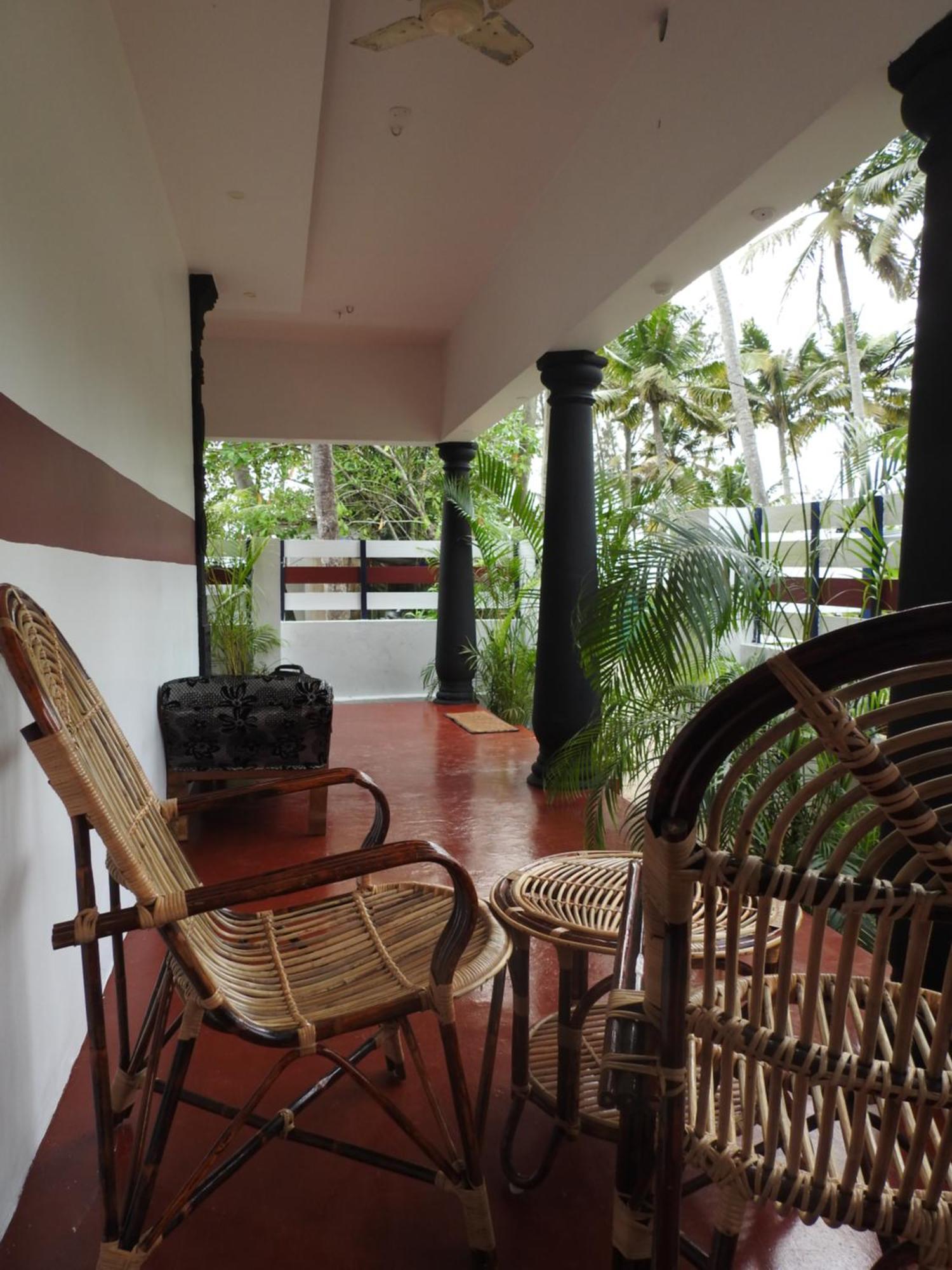 Shoreline Marari Beach Villa At Golden Beach Mararikulam Alappuzha Экстерьер фото